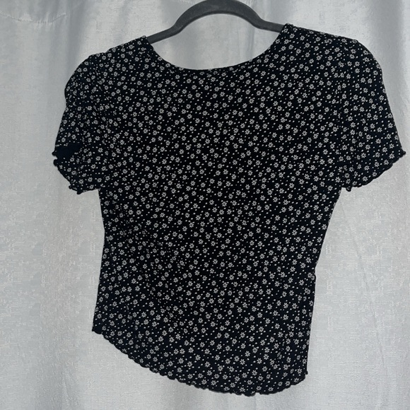 American Eagle Cropped Ribbed T - Picture 2 of 2